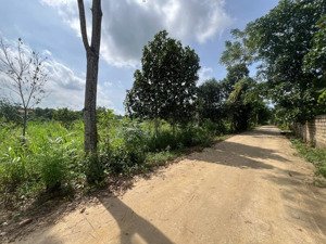 lô đất 2 mặt tiền nghỉ dưỡng vuông đẹp đường thông ô tô tránh, cách trục chính vân hòa 3 phút đi xe