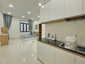 studio ngay sân bay - full nội thất mới - cửa sổ thoáng mát