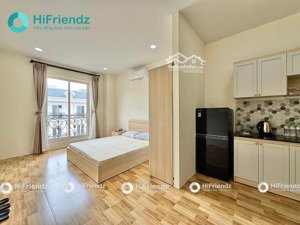 siêu phẩm căn hộ full nội thất cao cấp có cửa sổ trời siêu bự ngay tại khu đo thị vạn phúc