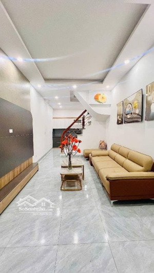 tam trinh đẹp thất kinh vị trí tuyệt đỉnh. 3 nhà ra đường ô tô. 5 bước ra mặt phố tam trinh