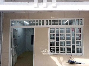 bán nhà trống giao ngay tại nguyễn duy, 4.5 x 14m, giá chỉ nhỉnh 3 tỷ!