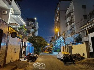 siêu rẻ mặt tiền đường số tân quy vip nhất q7 nhà 4 tầng full nt 4pn 4wc. chỉ 13.2 tỷ bớt lộc