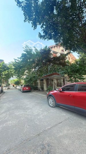 nhà khu vip hoàng ngân, pl ô tô tải tránh, vỉa hè, dt 45m2, mt 4.5m tặng toàn bộ nội thất giá 5 tỷ