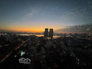 bán căn 88m2. 2pn. view hồ tây, ngắm hoàng hôn. d le roi soleil. 2 đặng thai mai