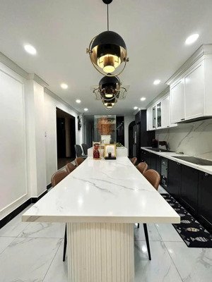 siêu phẩm hxh 5m - cách mt vài mét đường hoa khu phan xích long, p7 - 4x18m - 4 tầng - giá 16,3 tỷ