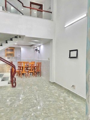 nhà giá rẻ-phước long quận 9-gần ga metro-4 tầng btct-an ninh-sổ riêng-sát chợ tiện nghi-5,85 tỷ