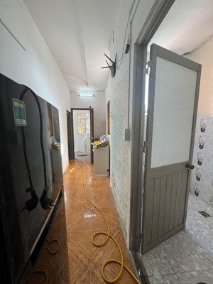 cho thuê 2 pn - 2wc ngay phan xích long - vạn kiếp - chợ bà chiểu - rộng 60m2 - cửa sổ ban công