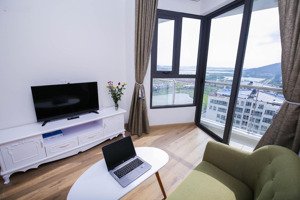 cho thuê dài hạn căn hộ 2 ngủ 2 vệ sinh view biển bãi cháy đầy đủ nội thất