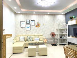 bán gấp trong tháng 11 ch 155 nguyễn chí thanh, dt 62m2 giá 2,03 tỷ - nhà thoáng - sổ hồng riêng