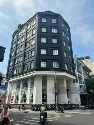 khách sạn góc 2mt bùi thị xuân bến thành q1 - dt: 8x22m - kc: hầm 8 tầng - hđt 400tr - giá 105 tỷ