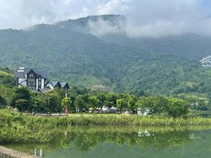 280m2 đất thổ cư và vườn sổ sẵn công chứng giá chỉ 15 tr/m², thuộc phú cát hn (gần hồ tự nhiên)