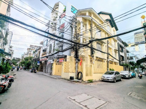 quận 10 - 3 tháng 2 - căn góc 2 mặt hẻm xe tải - 81.2m2 - 28 tỷ