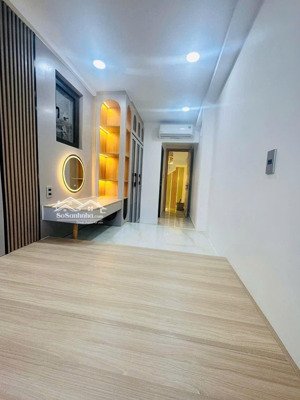 bán gấp nhà chính chủ mặt phố hòa hưng, 6,499 tỷ, 23m2, 2pn, 3wc, nhiều tiện ích