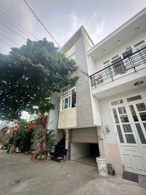 bán nhà hương lộ 2 -hẻm 8m -có gara để ô tô - 4 tầng kiên cố -63m2- k lg - nhỉnh 7 tỷ