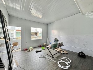 studio full nội thất mới - có kệ bếp - cửa sổ, ban công thoáng - ngay sau gigamall thủ đức