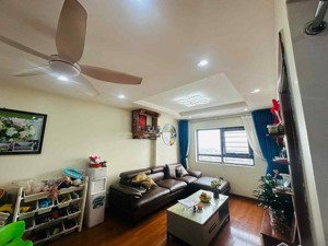 bân căn hộ 80m 2 ngủ 2wc, giá 5,7 tỷ. liên hệ: 