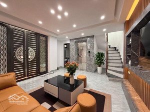 bán nhà phố cát linh, gần lăng bác 6 tầng thang máy 34m -13,9tỷ.