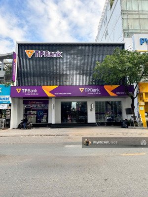 siêu vị trí mt sư vạn hạnh p12 q.10 - dt 13 x 25m - 3 tầng - cho thuê 300 triệu - giá 109 tỷ