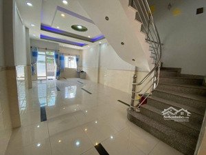 bán nhà riêng huỳnh tấn phát, 8,5 tỷ, 98,4m2, 3pn, 3wc, mặt tiền 4,6m, gần uỷ ban p. phú thuận, q7