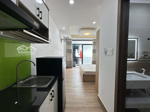 studio full nội thất ban công máy giặt riêng thang máy ngay trung tâm bình thạnh