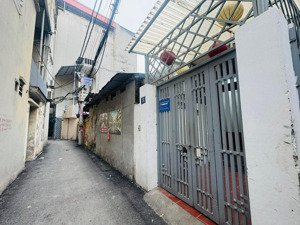 bán nhà phố phương liệt- giao thương thuận tiện- gần hồ -gần trường hv ql giáo dục - 45m2 - 10,8 tỷ