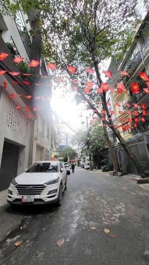 bán nhà phân lô phố ngọc khánh - 3 mặt thoáng - 85m2x5t.