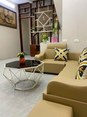 bán nhà riêng tại lê hồng phong 30m2*5t ,vị trí thuận tiện, view đẹp giá chỉ 6.65 tỷ