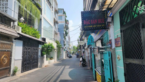 cần bán nhà hẻm vip lê văn sỹ, quận 3 - hẻm thông - nhà 2 tầng - tiện cho thuê ngay hoặc xây mới