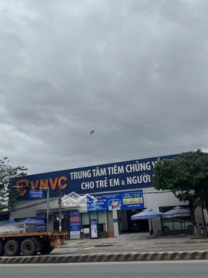 cần bán gấp 5 lô đất liền kề ngay ngã 3 cmt8 - 650m², ngang 25m - dòng tiền 90tr/tháng ~ 1 tỷ/năm