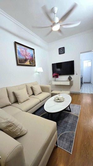 bán tập thể hoàn kiếm 2pn 1wc ở lý nam đế, 5,18 tỷ, 30m2, siêu hot