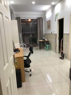 giảm 300tr bán gấp chung cư nguyễn trãi, quận 1