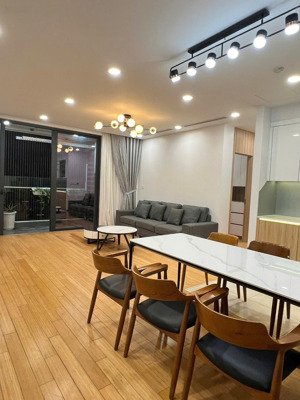 chính chủ cần cho thuê căn hộ the zei 107m 3pn full nội thất xịn vào ở ngay