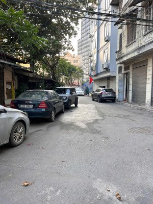 em là chính chủ bán nhà ở trong khu phân lô qđ phố lạc long quân, gần khu vườn đào, lotte tây hồ