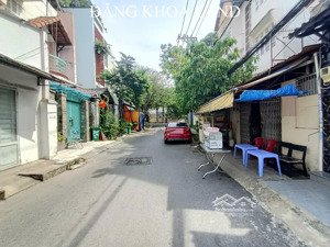 cần bán gấp nhà mặt tiền đ10, p. linh trung, thủ đức. ngang hơn 5m, chỉ 6tỷ7