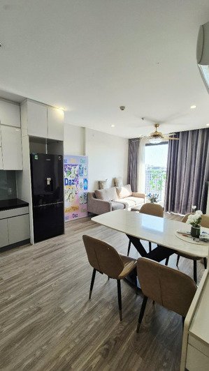 cho thuê 2pn2wc ban công đông nam mát mẻ quanh năm, full nội thất đẹp chỉ với 8tr/tháng