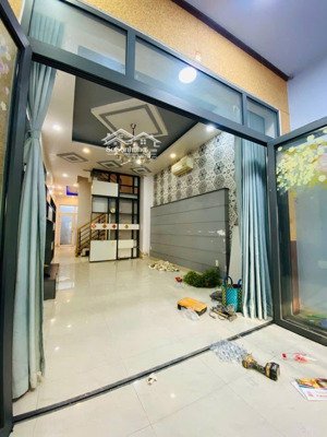 bán nhà 4 tầng mặt tiền đường 128 tây hòa phước long a. dt 70m2_4pn_4wc. cách ga metro 300m_ 8.3 tỷ
