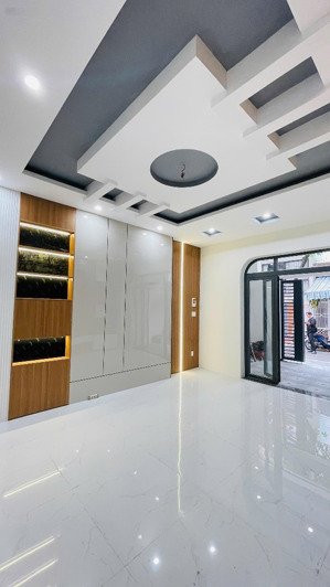 chỉ hơn 7 tỷ - chỉ cần xem là muốn chốt nhà mới mặt tiền hải châu vừa lộ diện!