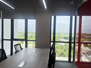 cho thuê văn phòng tại st moritz phạm văn đồng, giá thỏa thuận, 100m2, chính chủ .lh tú