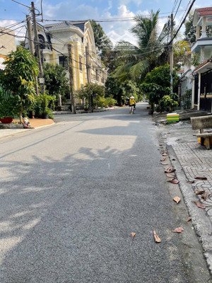 bán nhà riêng tại bình hưng, 6,9 tỷ, 81m2, 2pn, 2wc, chính chủ. kế bến xe quận 8.