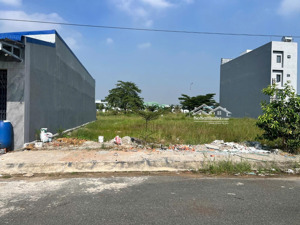 lô đất 5 x 26m (130m2) cạnh cty rạng đông. phù hợp xây trọ, kinh doanh giá 1.790 tỷ, lộ giới 16m