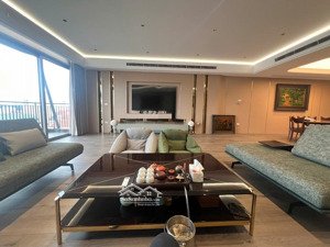 đỗ quang giao trần duy hưng, sát phố,dt 49m 5 tầng thang máy. giá 14,1 tỷ có thương lượng.