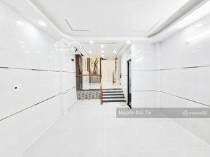 [chính chủ] nhà 5 tầng mới 100% ngay ngã tư bốn xã - hẻm xe hơi 8m - 4m x 11m - chỉ: nhỉnh 6 tỷ