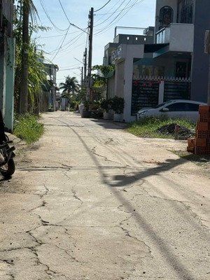 bán đất thuận an 1 sẹc nguyễn hữu cảnh, gần ra 2 mặt tiền đường lớn