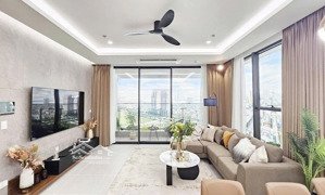 giá tốt: chính chủ cần bán gấp căn h dt125m2 3pn giá chỉ 15 tỷ. hướng đông bắc view biệt thự.