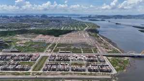 flc tropical hạ long, gđ2 90m2 xung quanh tổ hợp chung cư tiện ích đa dạng vào tiền chưa đến 2 tỷ