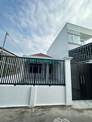 bán nhà cấp 4 - dt khủng 135m2 - ngang 6m - nhà bè - hẻm xe tải - giá nhỉnh 4 tỷ