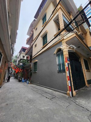 bán nhà lô góc vũ trọng phụng, thanh xuân, 34m2 x 4 tầng, giá 9.9 tỷ, ngõ nông ô tô vào nhà