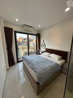 cho thuê căn hộ 1n1k tại đội cấn,ba đình, nội thất đầy đủ, dọn phòng 2 lần/tuần, cách mặt đường 50m