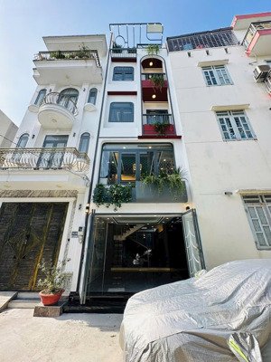 nhà 1 lửng 3 lầu full nt cao cấp. gần cầu an lộc - giáp gò vấp. hẻm 8m khu vip - giá tốt nhất q12