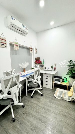 bán nhà chính chủ hẻm 3m thông sát nhà ga t3 và ga metro tương lai